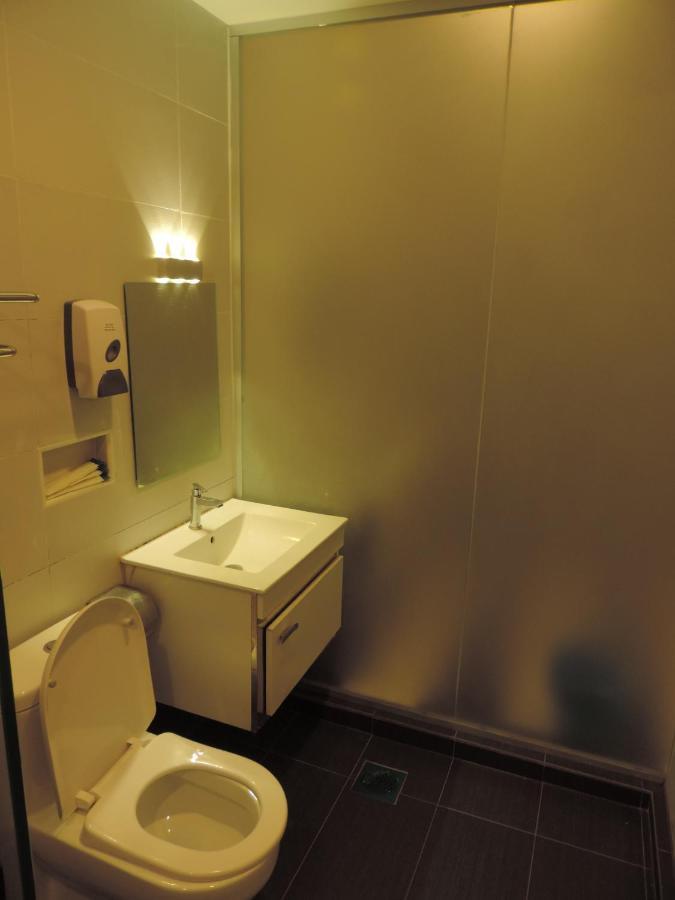Golden Leaf Danga Bay Hotel